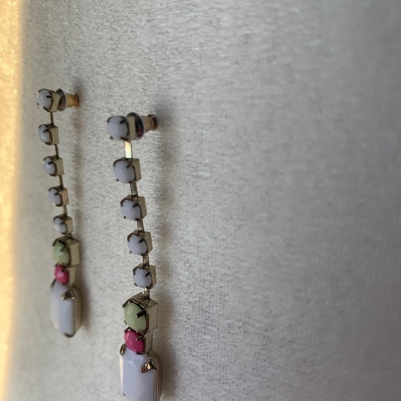 Dangle earrings - Picture 2 of 2